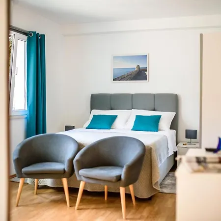 California Apartment