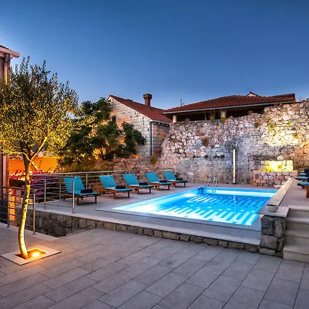 California Apartmán