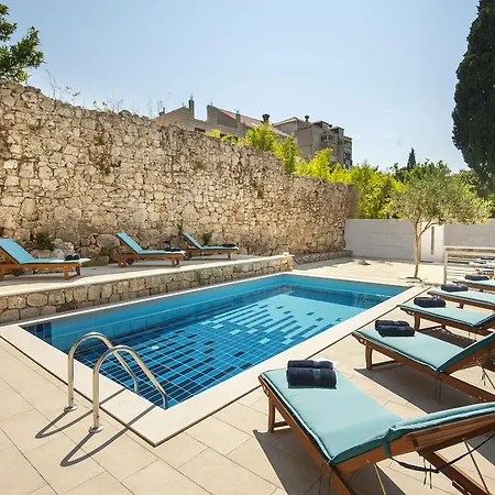 California Dubrovnik
